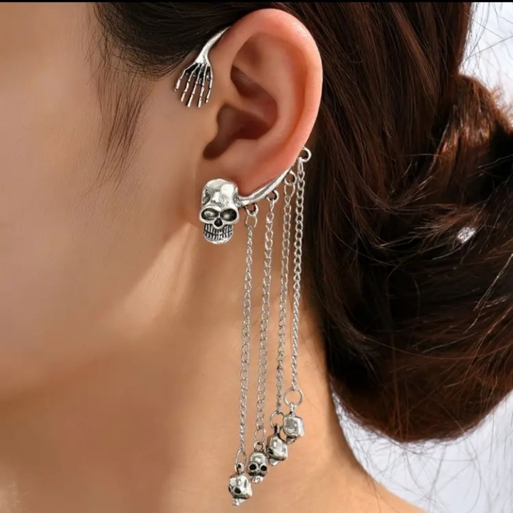 Silver Skull Tassel Ear Cuff